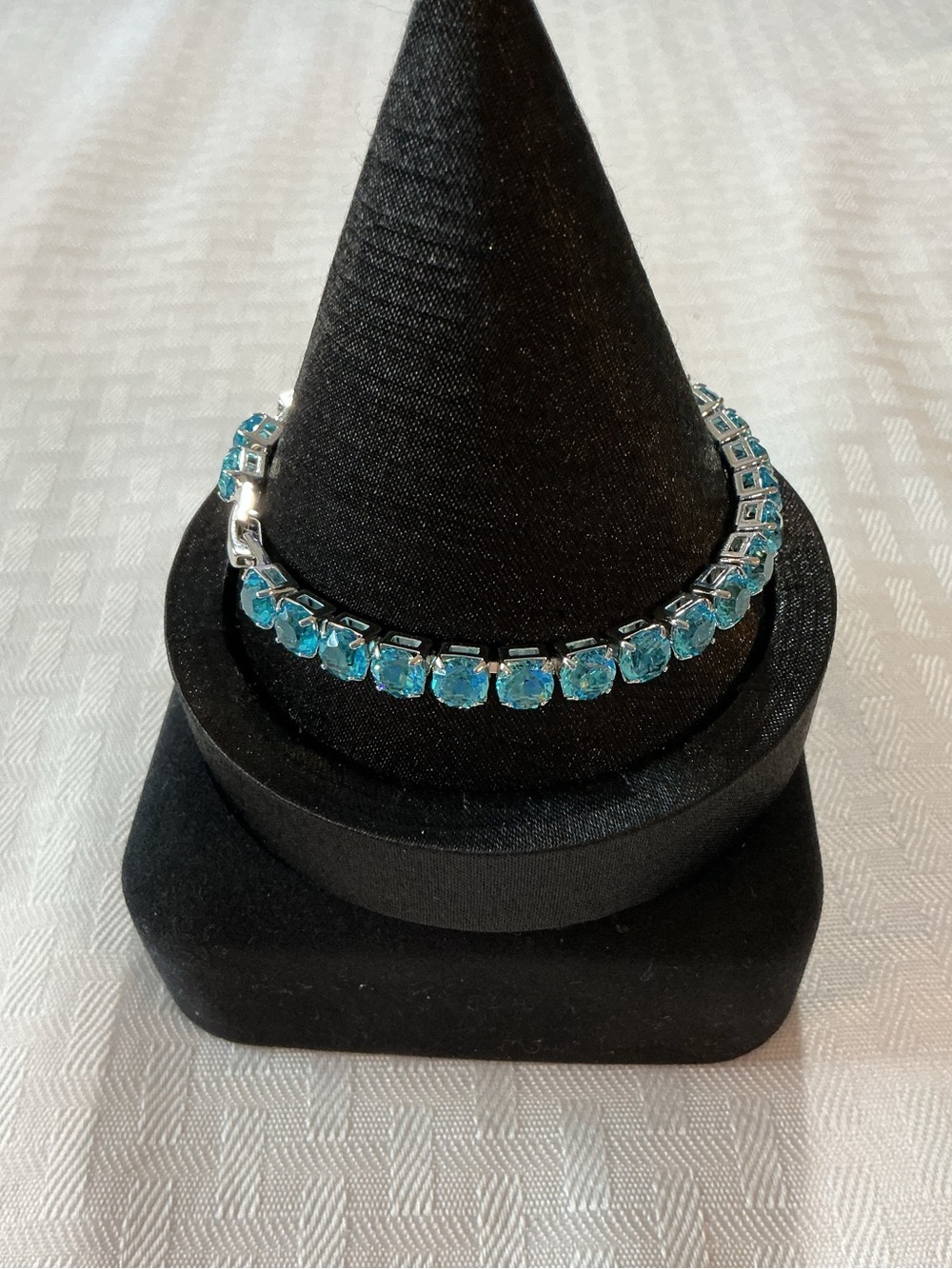 Blue Crystal Tennis Bracelet - Women Jewelry Bracelet - Picture 4 of 6